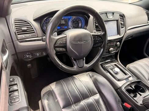 Used 2020 Chrysler 300 S RWD image 20