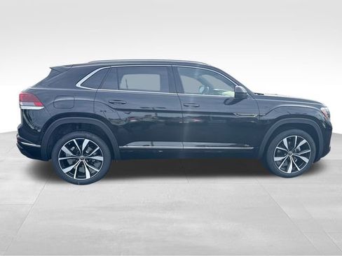 New 2026 Volkswagen Atlas Cross Sport SEL Premium R-Line image 8