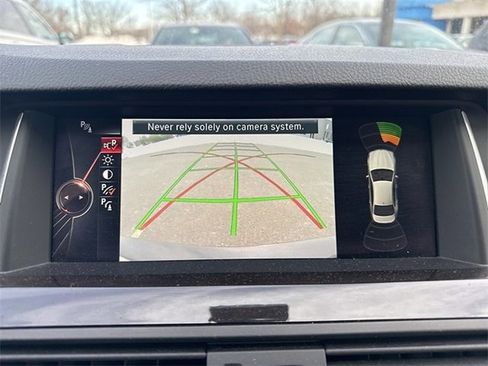 Used 2015 BMW 528i xDrive Sedan image 18