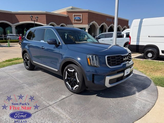 Used 2025 Kia Telluride S AWD/4WD image 1