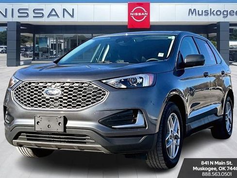 Used 2024 Ford Edge SEL image 3