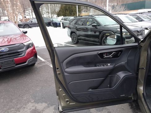 Certified 2025 Subaru Forester Touring image 9