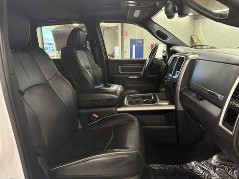Used 2016 RAM 2500 Limited AWD/4WD image 9