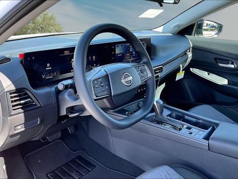 New 2027 Nissan Sentra SV FWD image 7