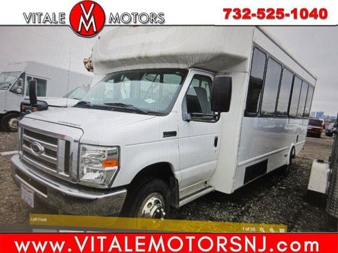 Used 2013 Ford E-450 and Econoline 450 Super Duty w/ Shuttle Bus Prep Pkg image 1