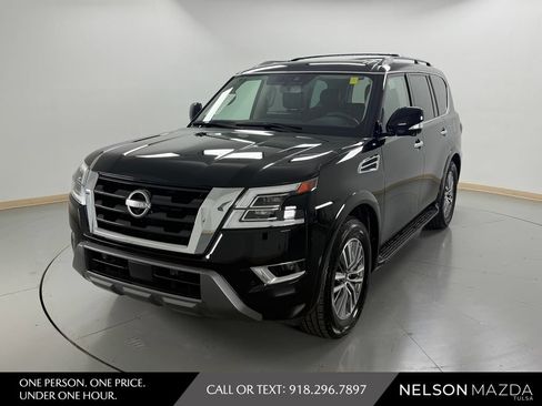 Used 2023 Nissan Armada SL w/ Captain's Chairs Package RWD image 1