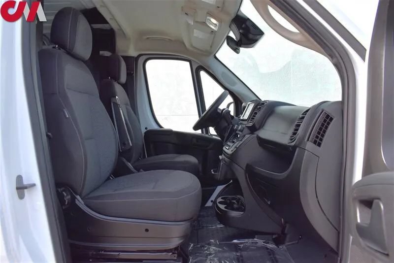 Used 2025 RAM ProMaster 2500 w/ U-Haul Equipment Group FWD image 31