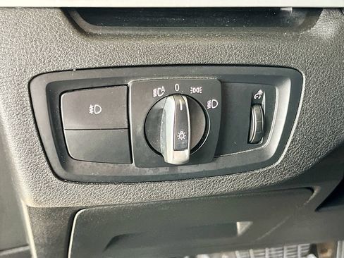 Used 2019 BMW X1 sDrive28i w/ Convenience Package FWD image 10