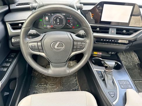 Used 2024 Lexus UX 250h FWD w/ Premium Package image 25