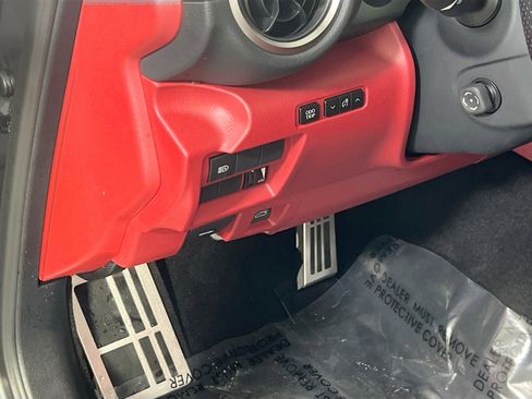 Used 2022 Lexus IS 350 F Sport image 10