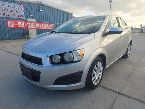Used 2013 Chevrolet Sonic LS FWD image 3