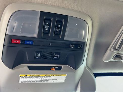 Used 2020 Subaru Crosstrek 2.0i Limited w/ Moonroof Package image 29