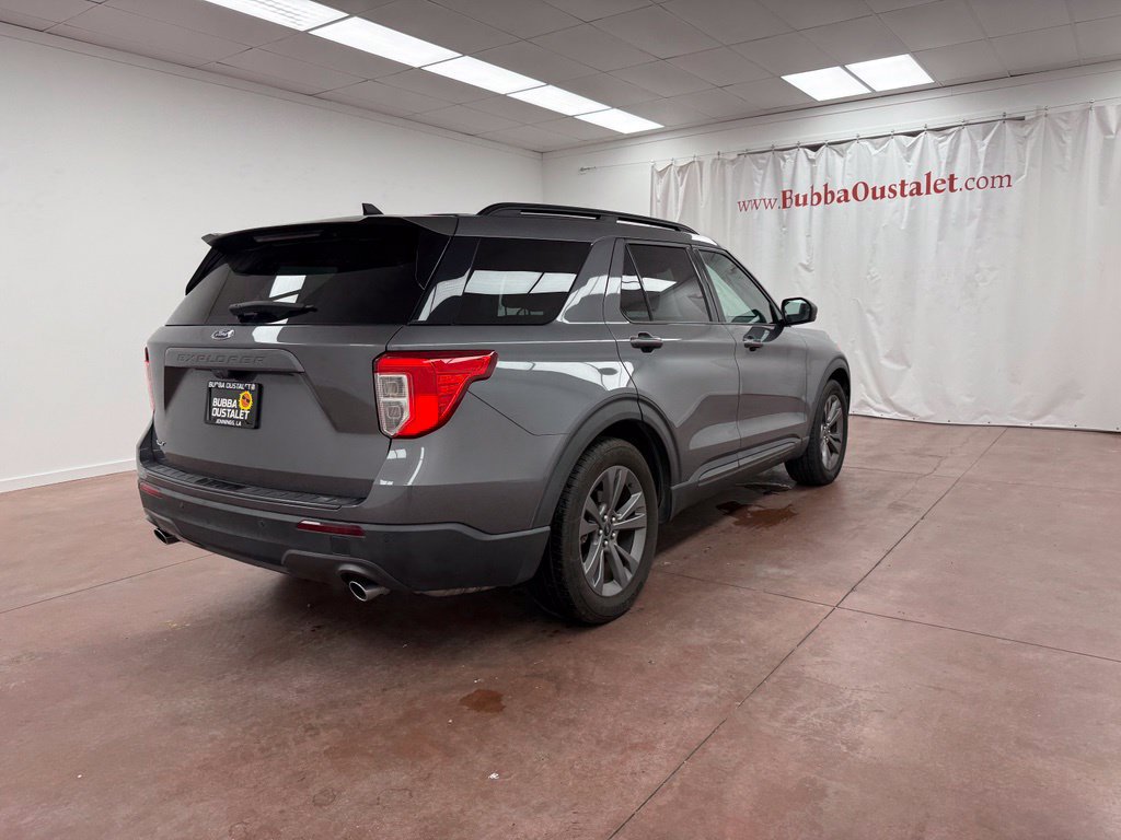 Used 2021 Ford Explorer XLT w/ Equipment Group 202A RWD image 5