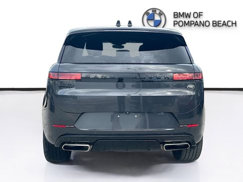 Used 2023 Land Rover Range Rover Sport SE Dynamic image 6