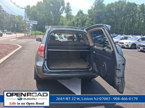 Used 2008 Toyota RAV4 Limited AWD/4WD image 10