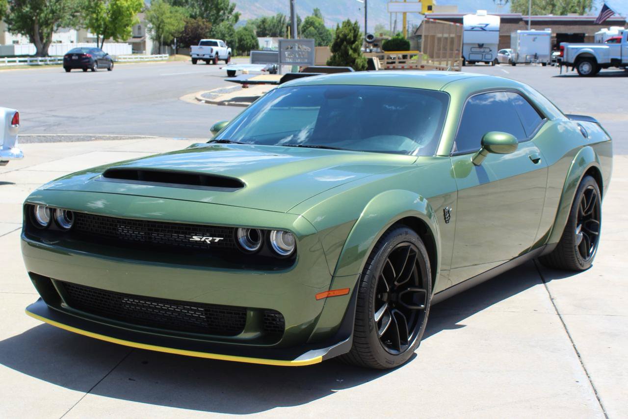 Used 2018 Dodge Challenger SRT Demon RWD image 2