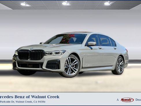 Used 2021 BMW 750i xDrive w/ Executive Package AWD/4WD image 1