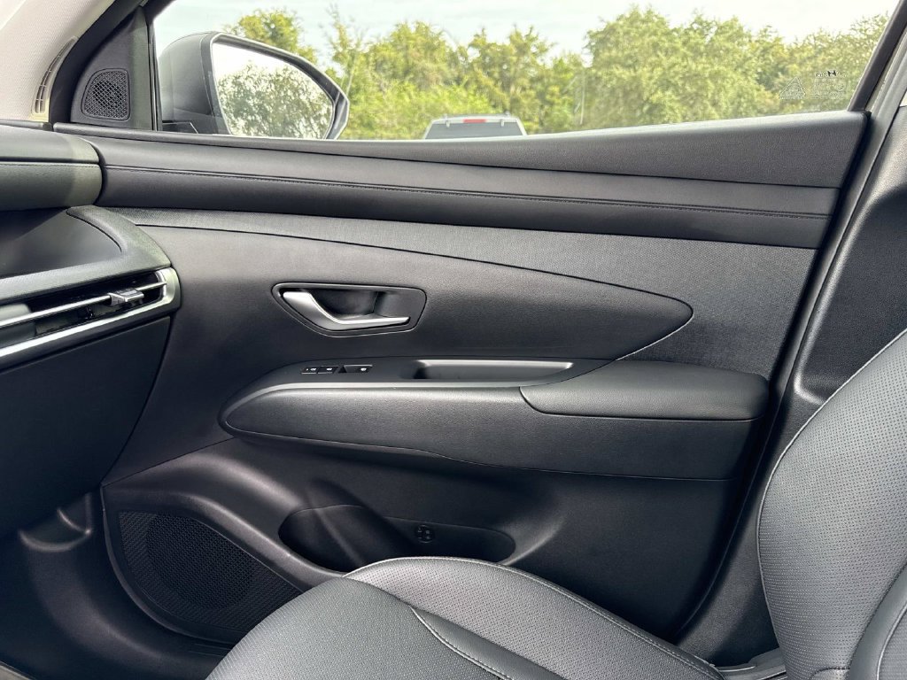 Used 2025 Hyundai Tucson SEL FWD image 22