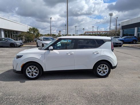 Used 2024 Kia Soul LX w/ Option Group 015 image 5