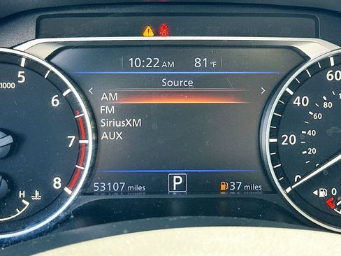 Used 2024 Nissan Altima 2.5 SV FWD image 12