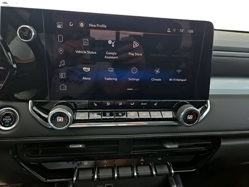 Used 2024 Chevrolet Colorado LT w/ LT Convenience Package III AWD/4WD image 23