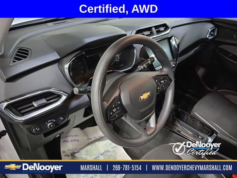 Used 2022 Chevrolet TrailBlazer LT w/ Convenience Package AWD/4WD image 15