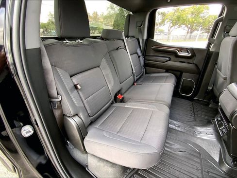 Used 2023 GMC Sierra 1500 Elevation w/ LPO, Elevation Black Package image 18