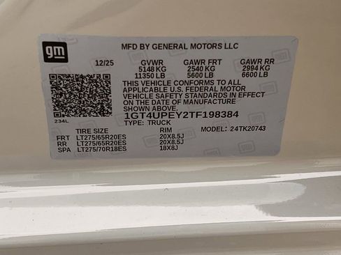 New 2026 GMC Sierra 2500 AT4 w/ AT4 Premium Plus Package image 27