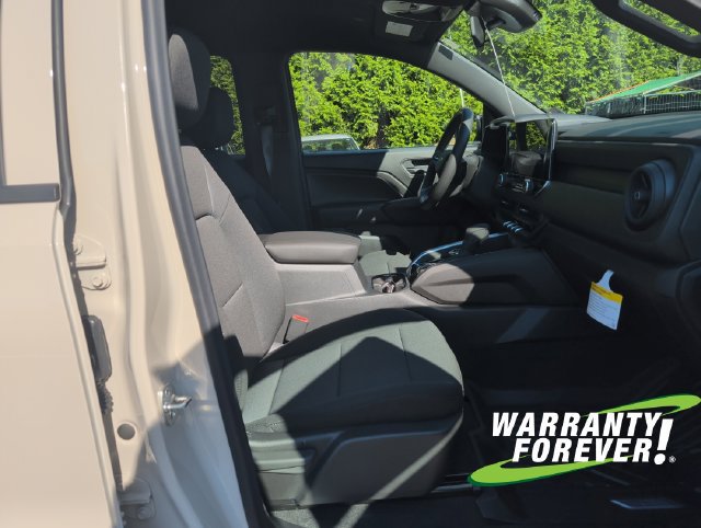 New 2026 Chevrolet Colorado Trail Boss AWD/4WD image 14