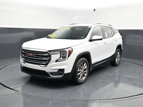 Used 2024 GMC Terrain SLT AWD/4WD image 4