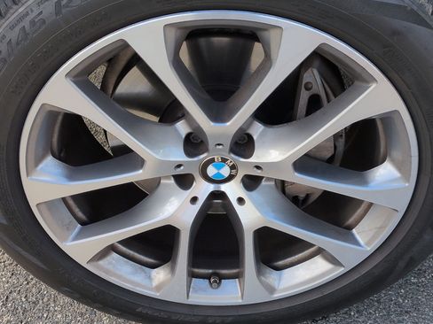 Certified 2024 BMW X5 sDrive40i w/ Premium Package image 13