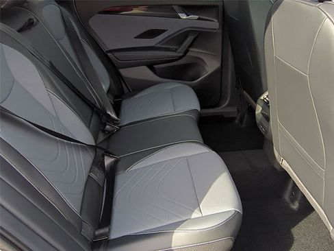 New 2026 Volkswagen Tiguan SE R-Line image 18