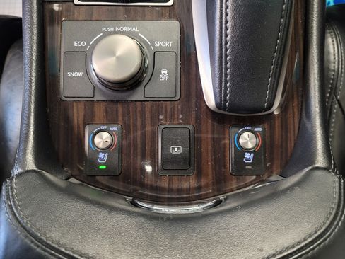 Used 2013 Lexus LS 460 L image 19