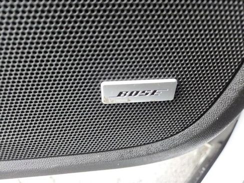 Used 2022 GMC Terrain Denali w/ Denali Premium Package image 9