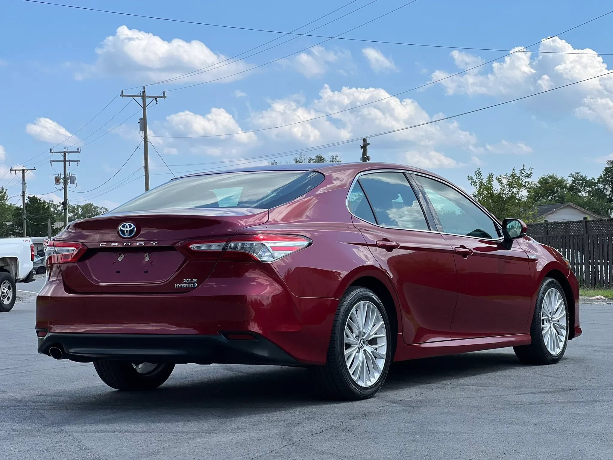 Used 2018 Toyota Camry XLE FWD image 5