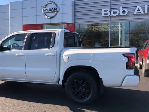 New 2026 Nissan Frontier SV image 5