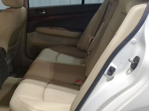 Used 2007 INFINITI G35 x Sedan w/ Premium Pkg image 32