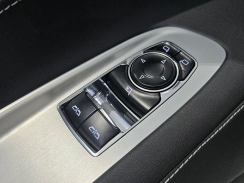 New 2025 Chevrolet Corvette E-Ray image 23