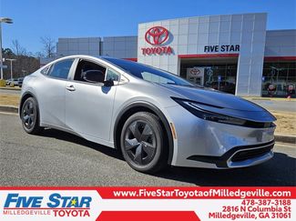 Used 2025 Toyota Prius Plug-In Hybrid video 1