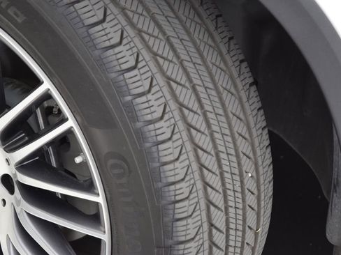 Certified 2026 Mercedes-Benz GLC 300 image 33