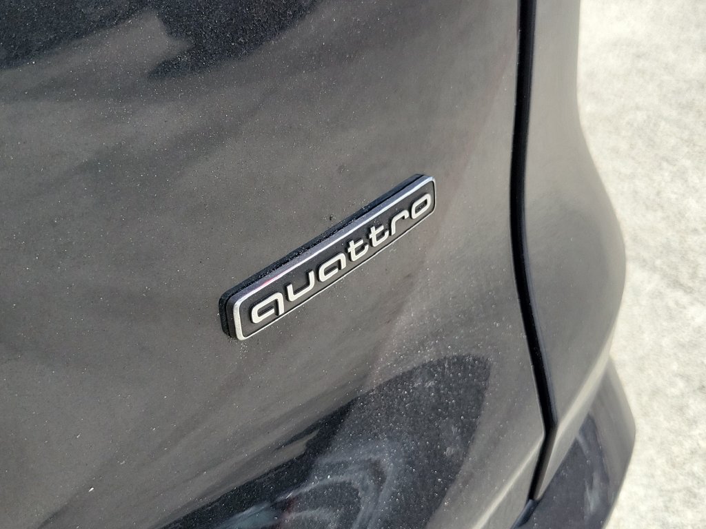 Used 2025 Audi Q5 Prestige AWD/4WD image 8