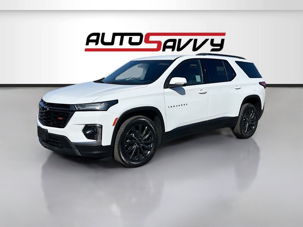 Used 2023 Chevrolet Traverse RS FWD image 3