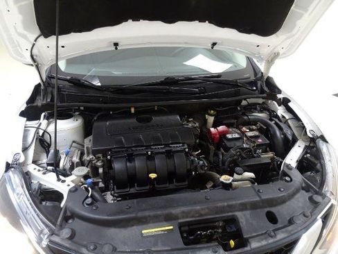 Used 2019 Nissan Sentra S w/ Appearance Package FWD image 34