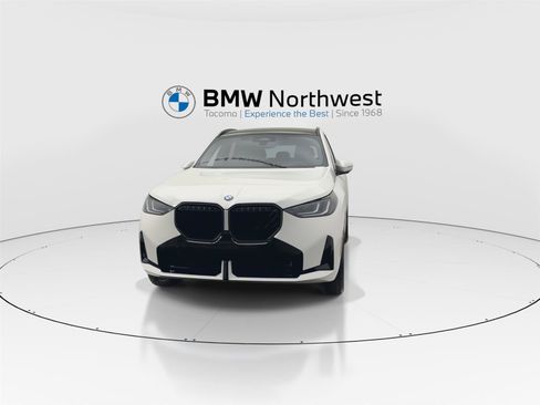 New 2026 BMW X3 xDrive30i w/ M Sport Package AWD/4WD image 7