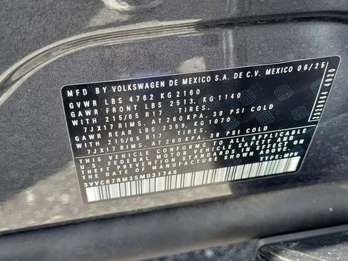 Certified 2025 Volkswagen Tiguan S FWD image 27