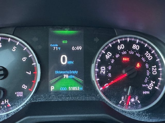 Used 2021 Toyota RAV4 LE FWD image 11