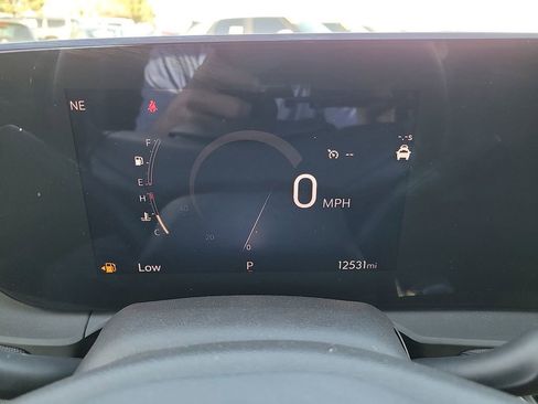 Used 2024 Buick Envista Preferred w/ Convenience I Package image 23