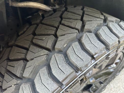 Used 2021 Chevrolet Tahoe LT image 55