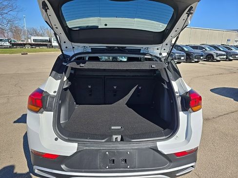 Used 2023 Buick Encore GX Preferred w/ Cold Weather Comfort Package image 7