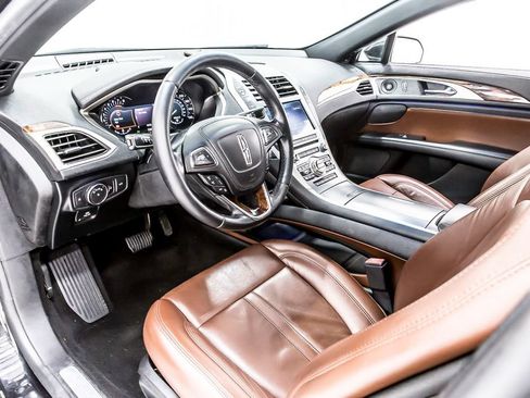 Used 2020 Lincoln MKZ Reserve w/ Monochromatic Package FWD image 28